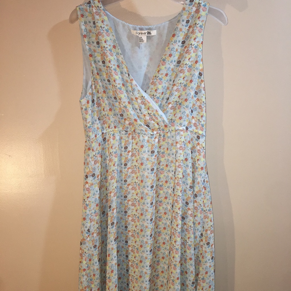 womans summer dress